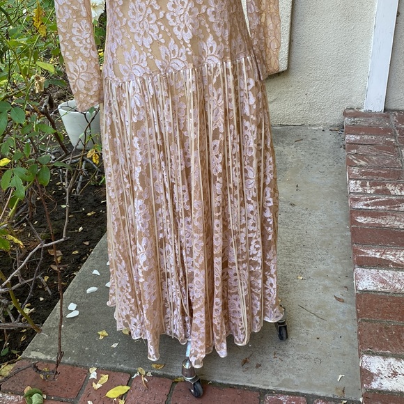 FRENCH ROSE VINTAGE LACE DRESS - Picture 7 of 15